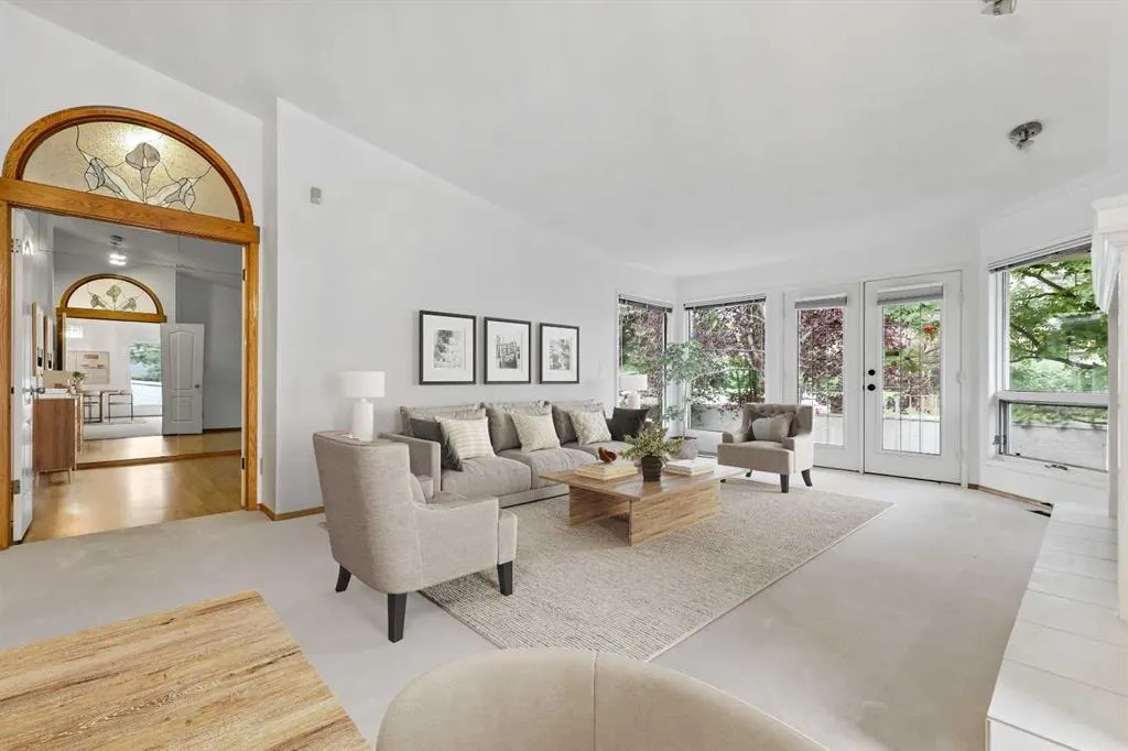 3 Pump Hill Landing SW