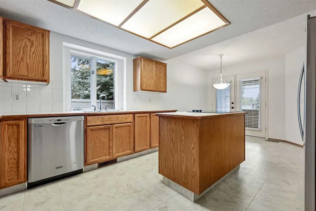 3 Pump Hill Landing SW