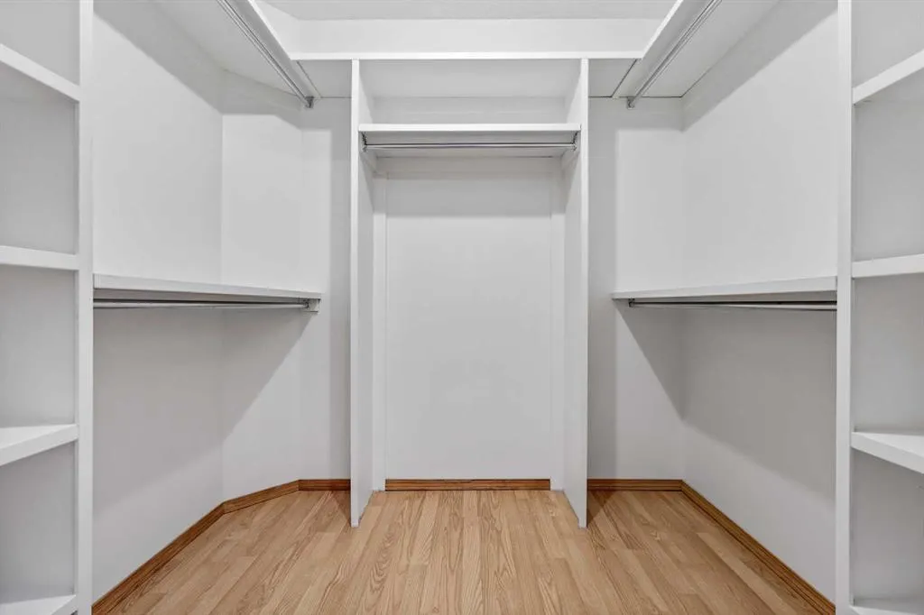 3 Pump Hill Landing SW