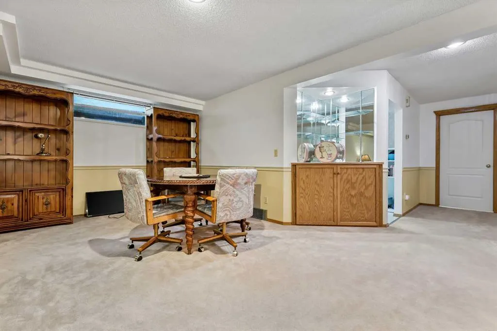 3 Pump Hill Landing SW