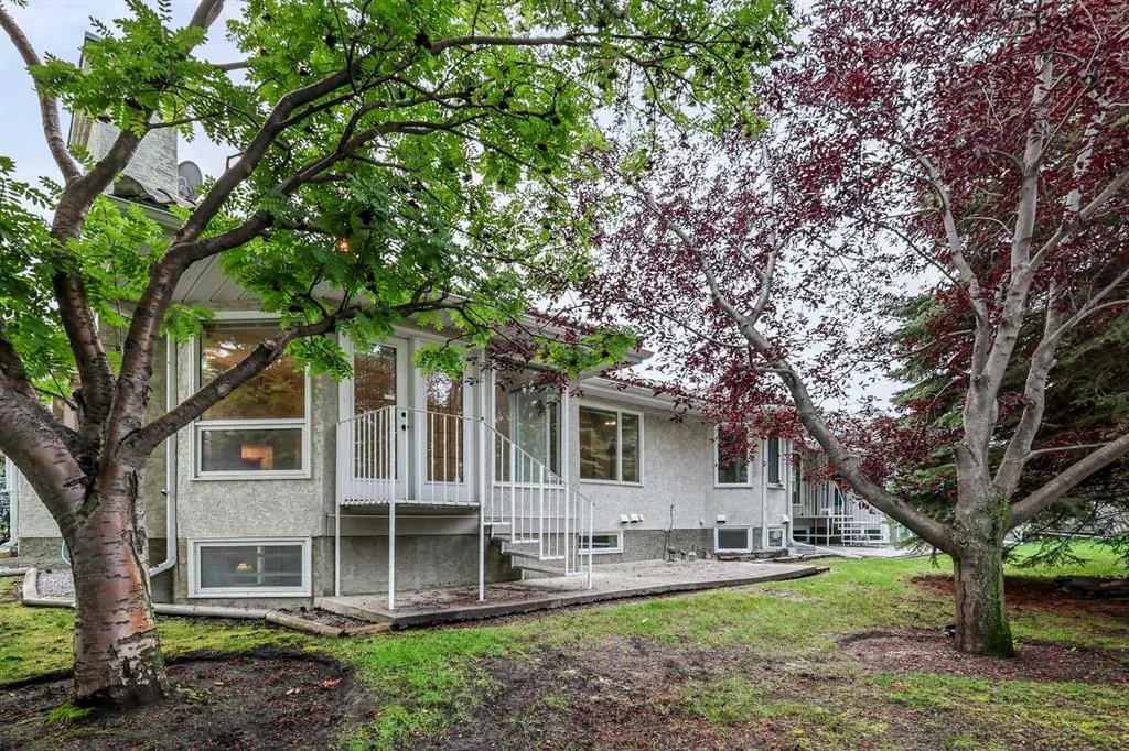 3 Pump Hill Landing SW