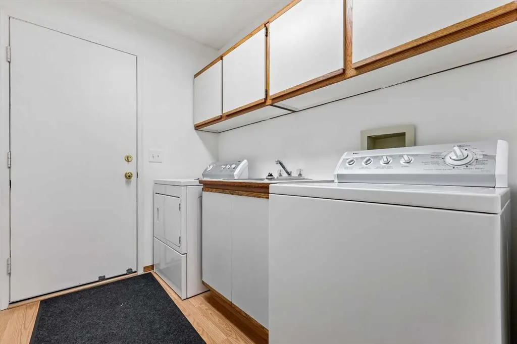 3 Pump Hill Landing SW