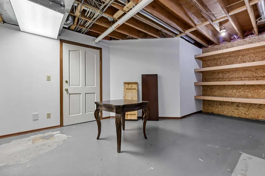 3 Pump Hill Landing SW