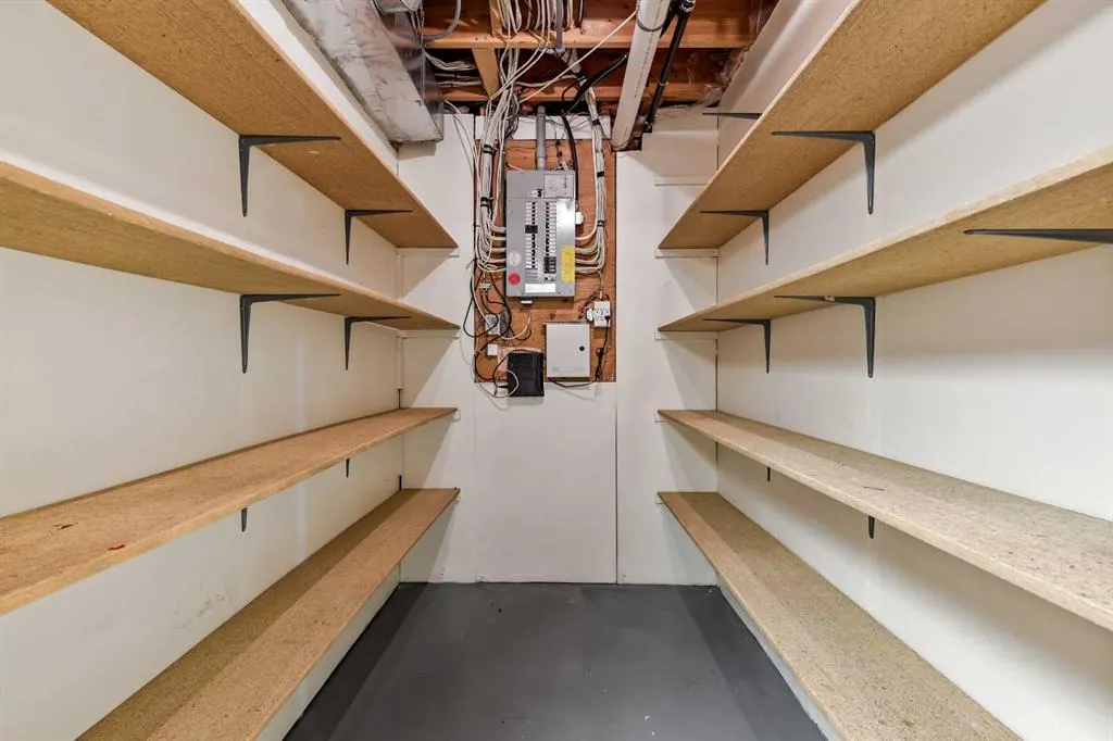 3 Pump Hill Landing SW