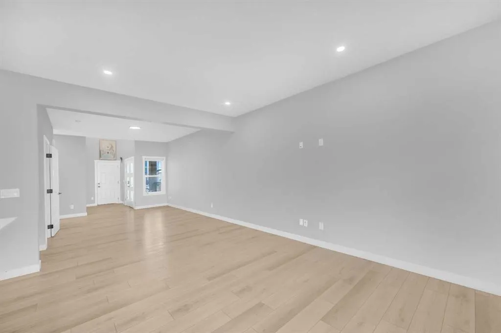 118 Homestead Park NE