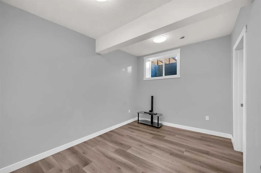 118 Homestead Park NE