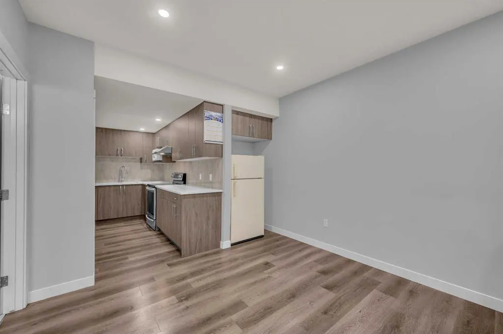 118 Homestead Park NE