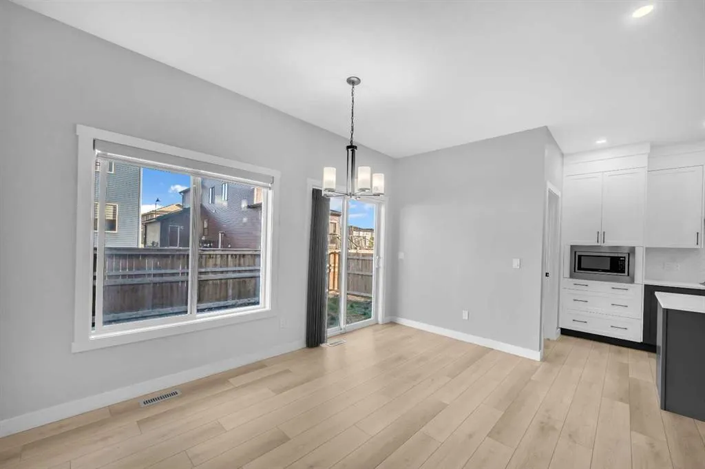 118 Homestead Park NE