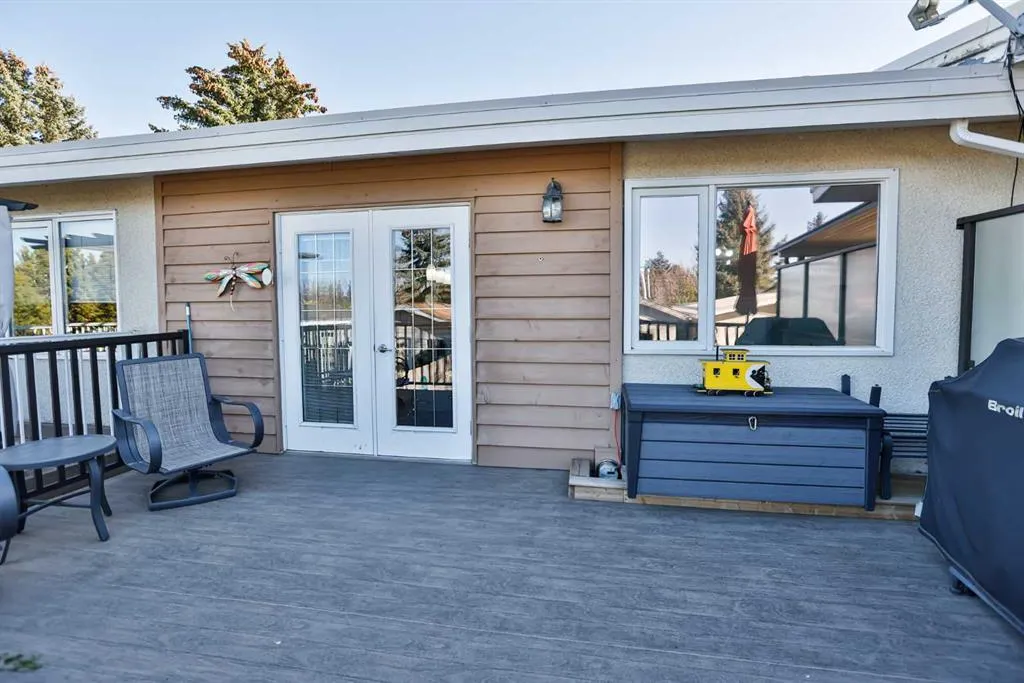 25 Selkirk Road W
