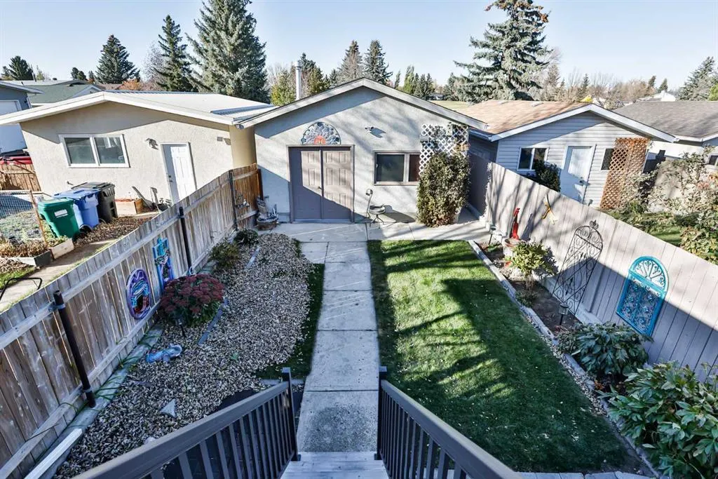 25 Selkirk Road W