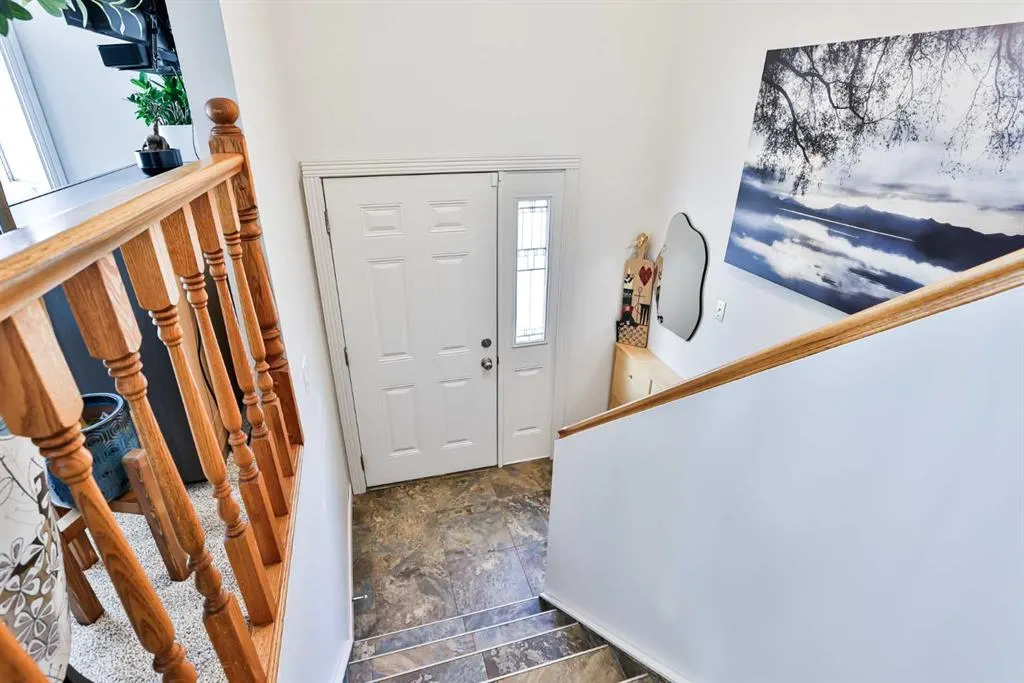 25 Selkirk Road W