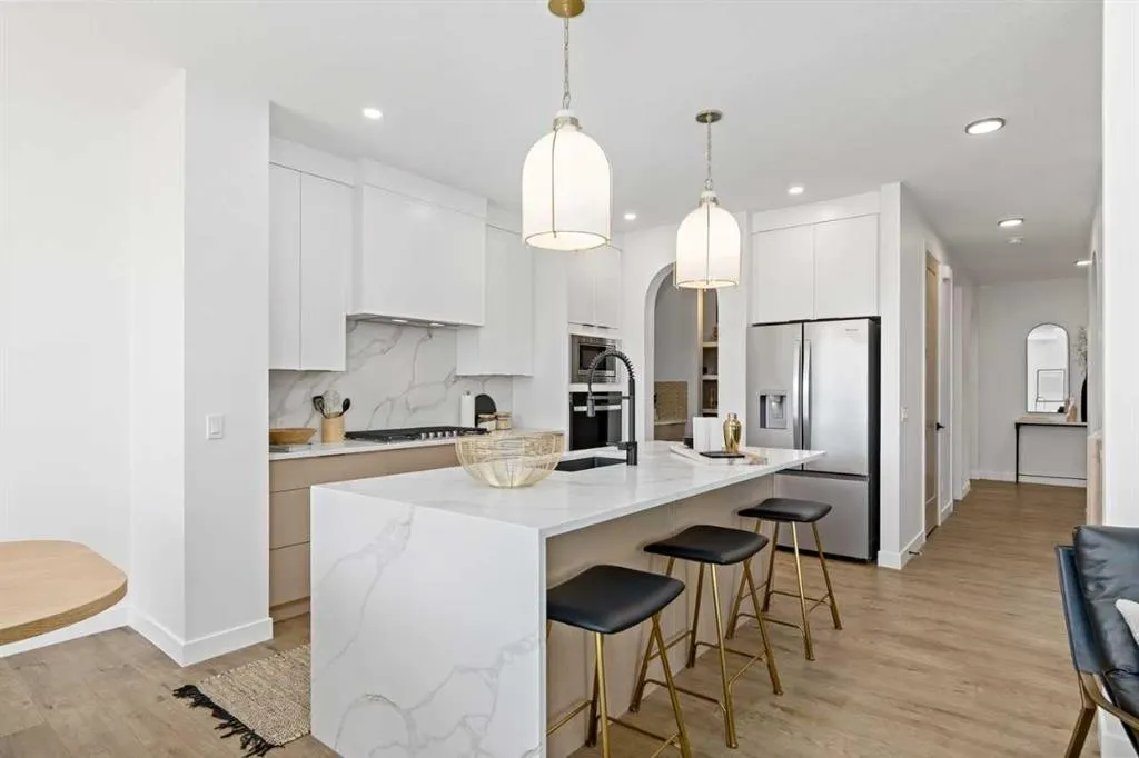 79 Versant Rise SW