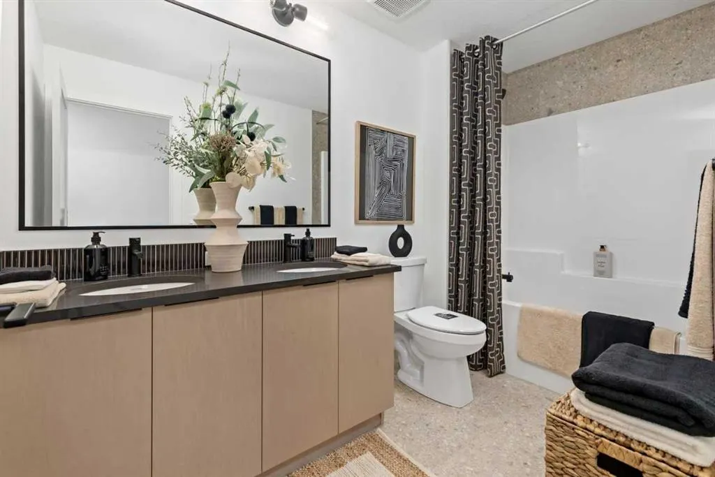 79 Versant Rise SW