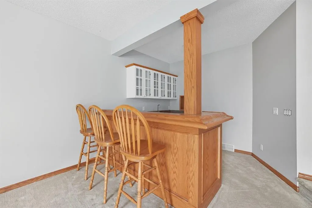 36 Eagleview Heights