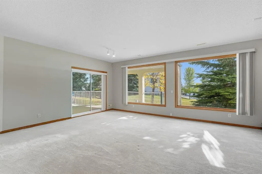 36 Eagleview Heights
