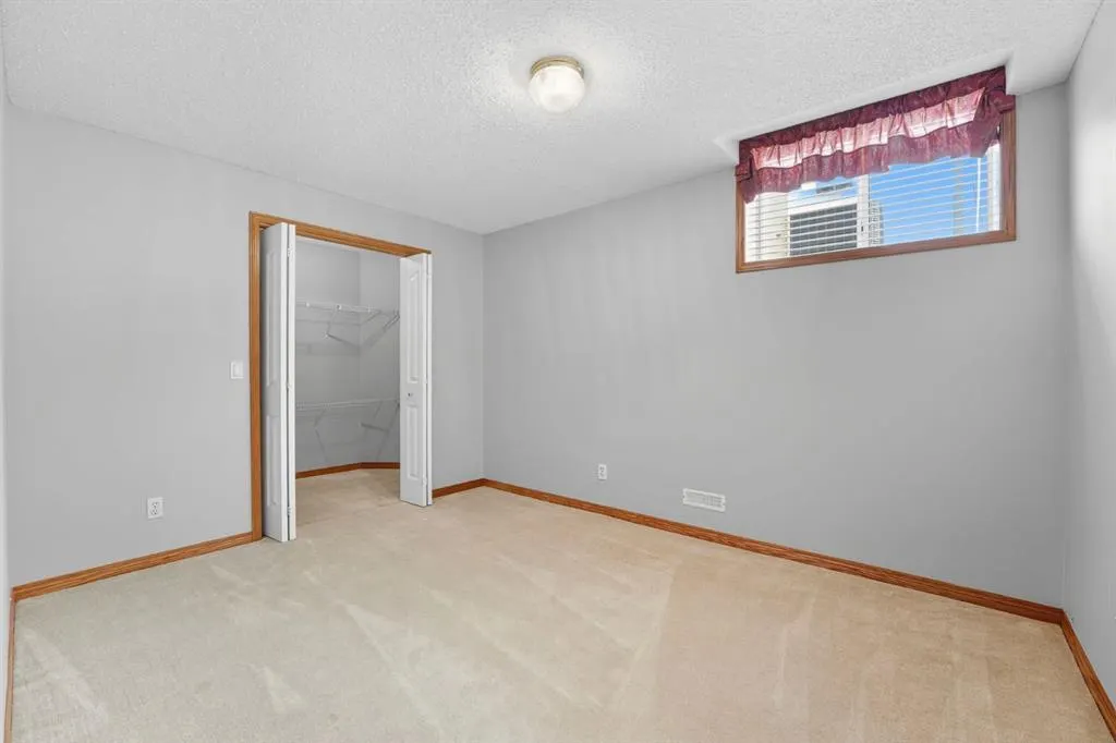 36 Eagleview Heights