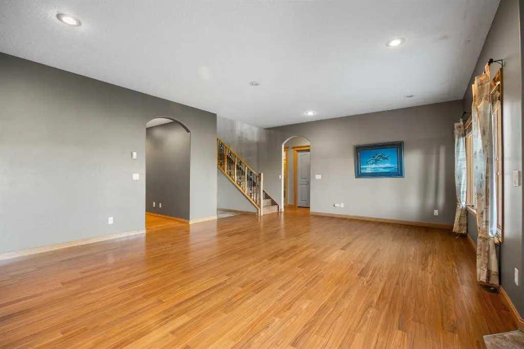 315 Hampstead Way NW