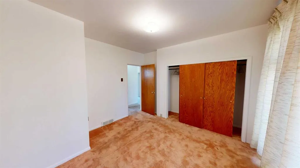 34N 100E Street