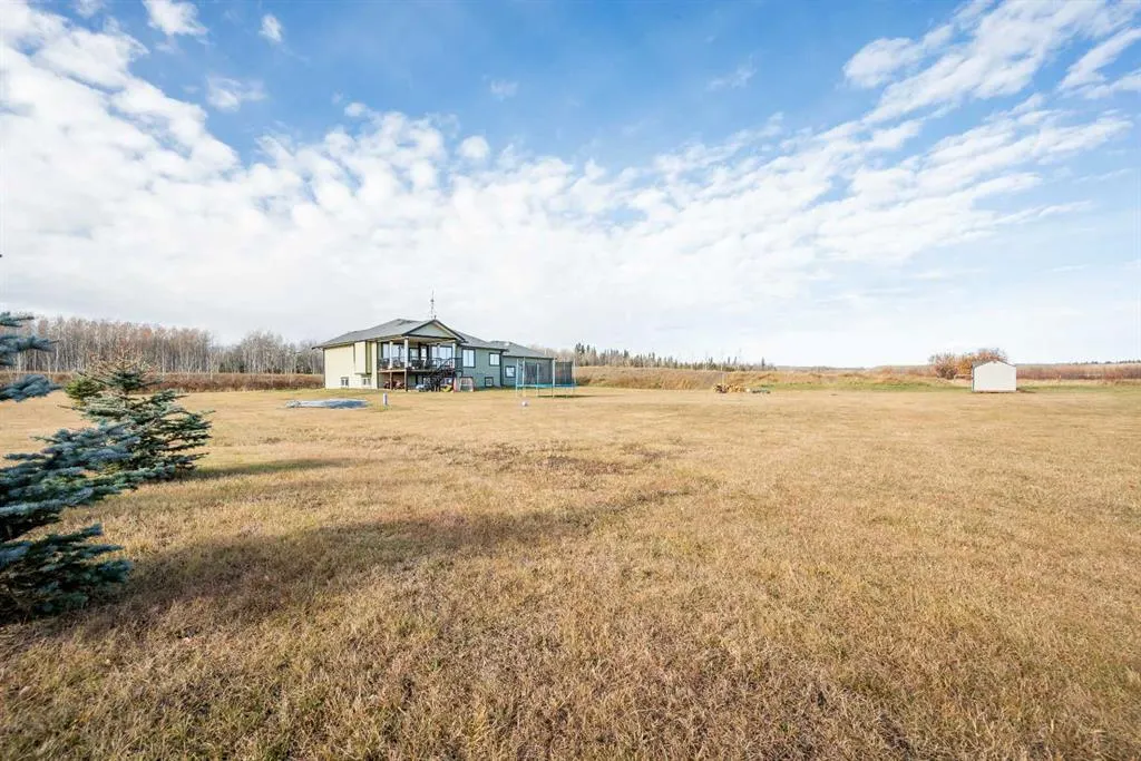 715051 85 Range Road, ##1