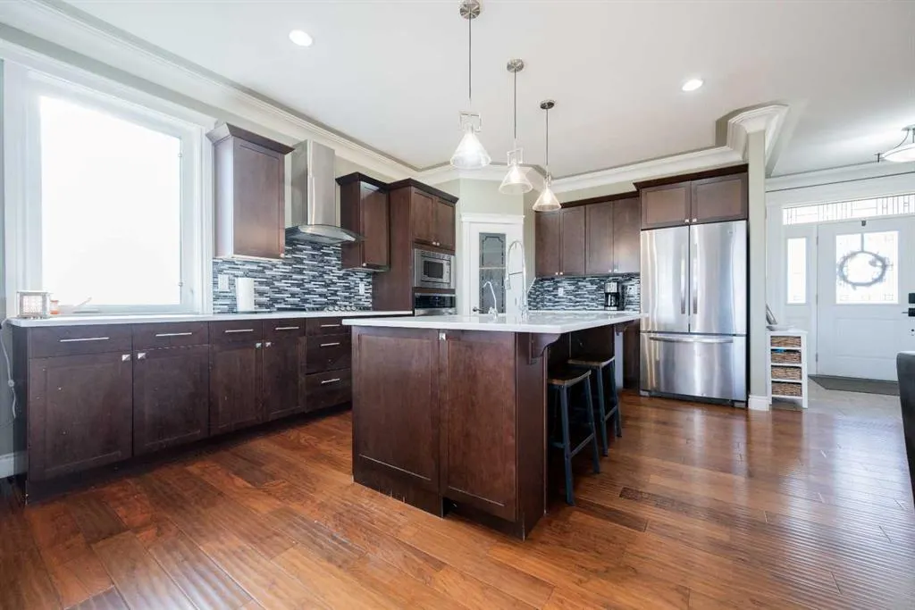 715051 85 Range Road, ##1