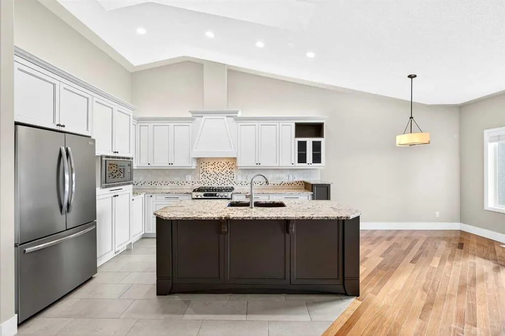 80 Sierra Morena Landing SW