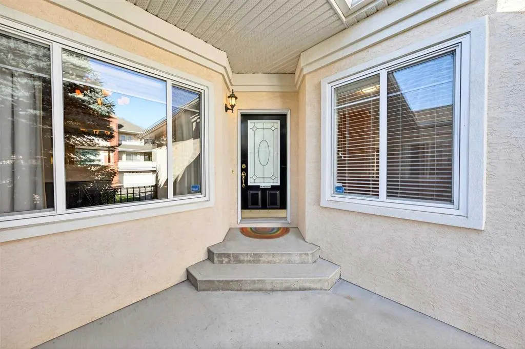 80 Sierra Morena Landing SW