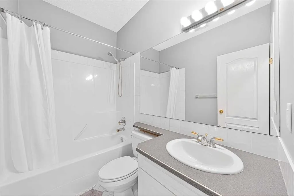 80 Sierra Morena Landing SW