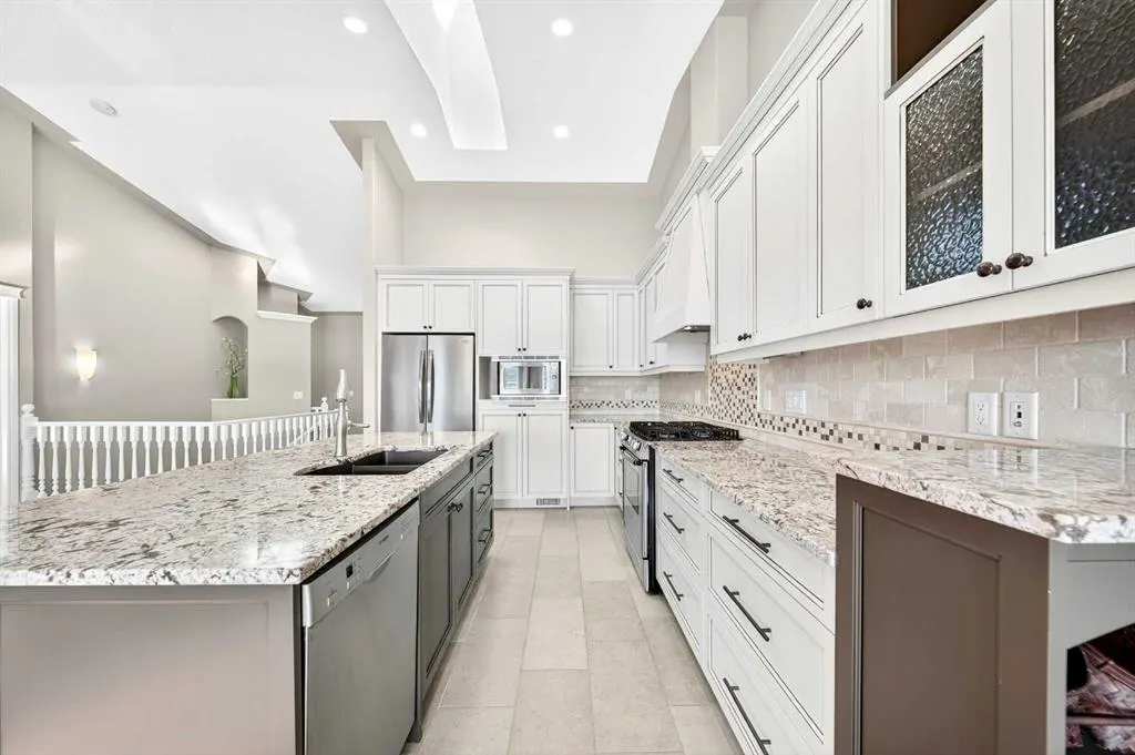 80 Sierra Morena Landing SW
