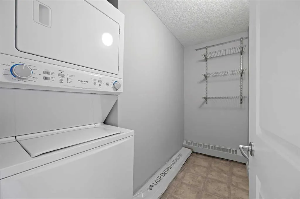 60 38A Avenue SW, #305