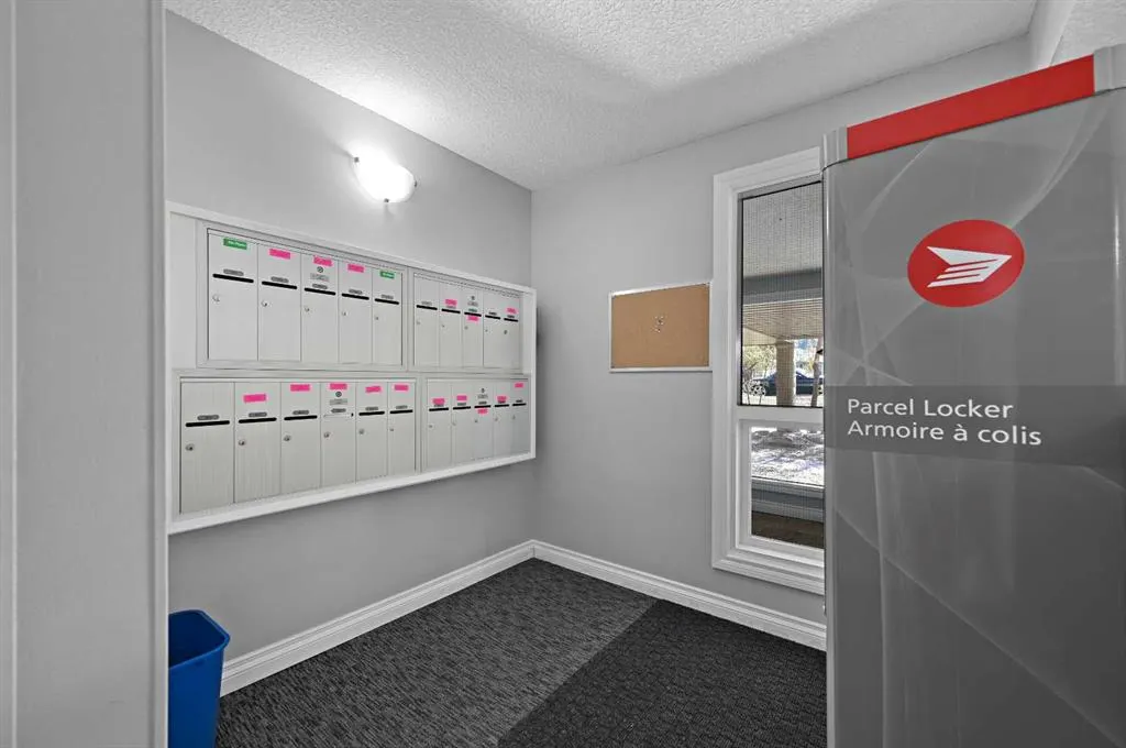 60 38A Avenue SW, #305