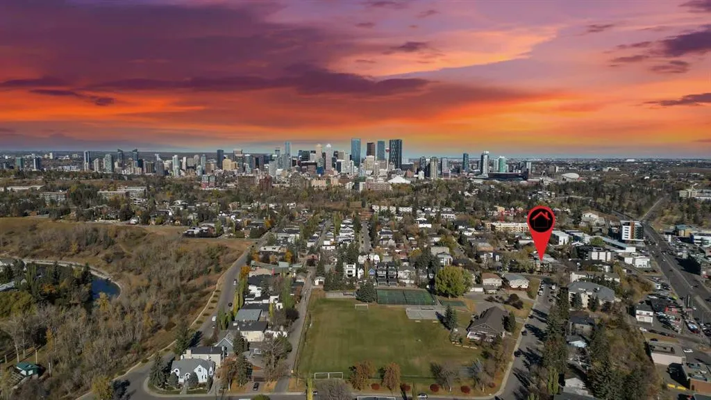 60 38A Avenue SW, #305