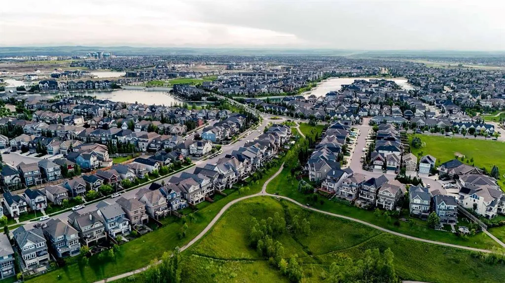 50 Masters Avenue SE