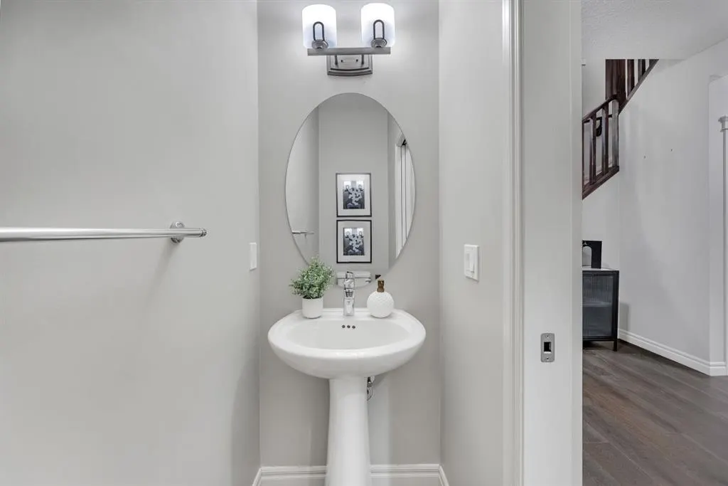 50 Masters Avenue SE