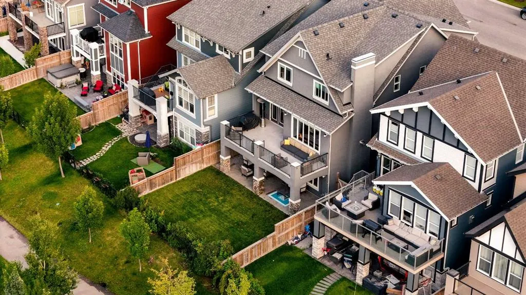 50 Masters Avenue SE