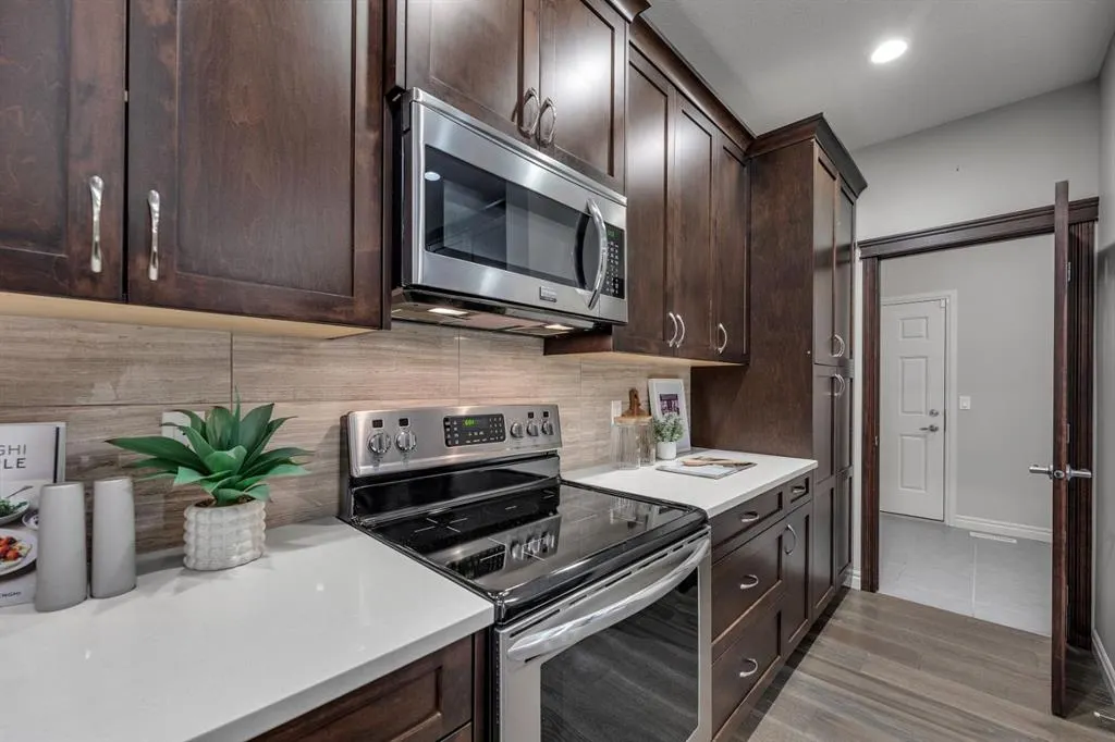 50 Masters Avenue SE