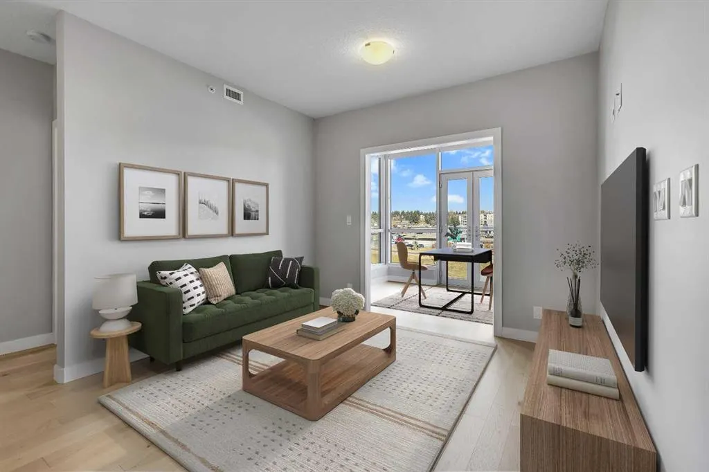 24 Varsity Estates Circle NW, #501