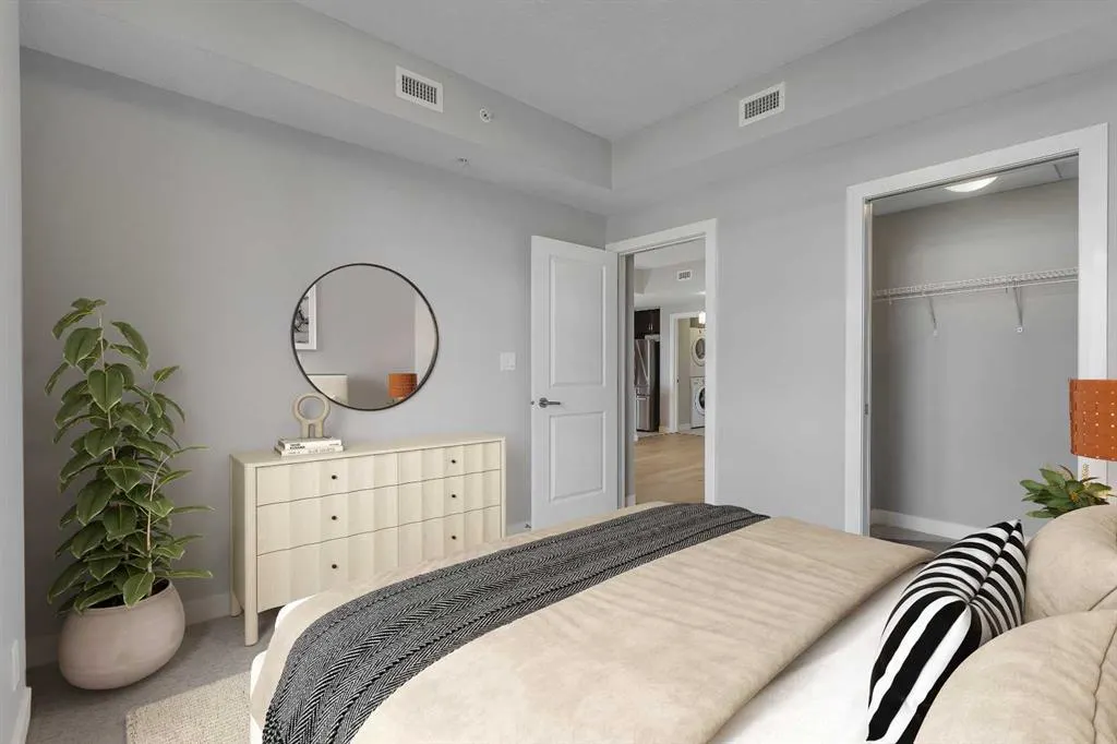 24 Varsity Estates Circle NW, #501