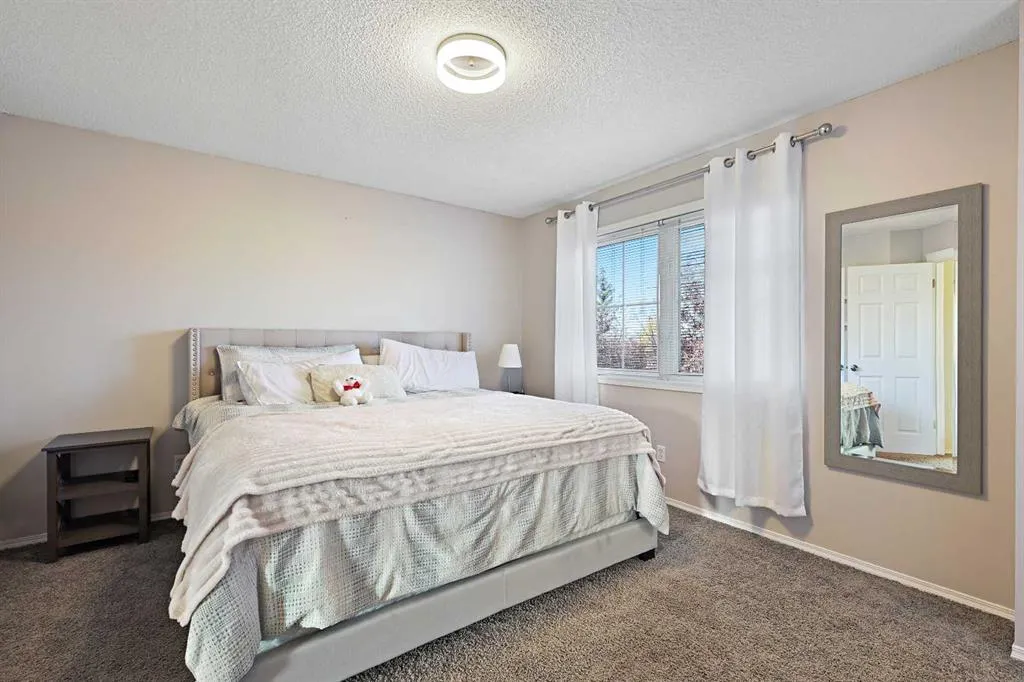 23 Inverness Gardens SE