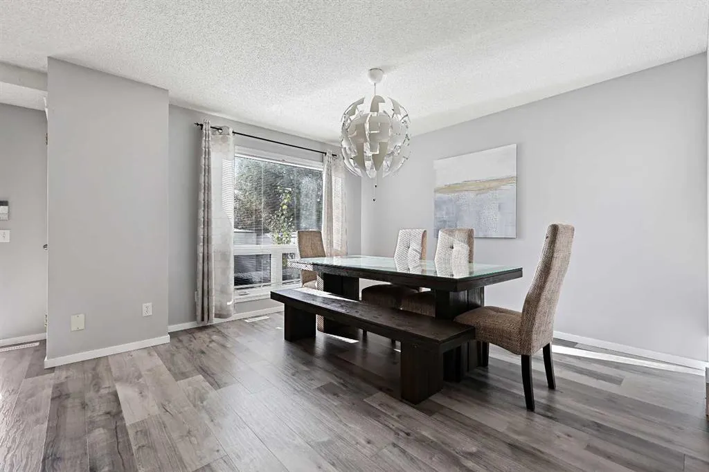 23 Inverness Gardens SE