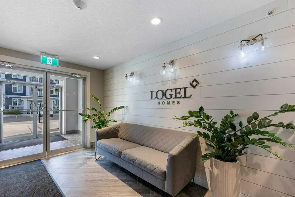 100 Auburn Meadows Common SE, #108