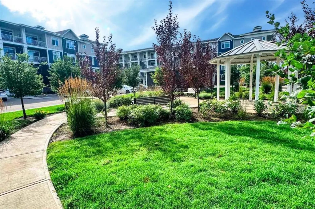 100 Auburn Meadows Common SE, #108