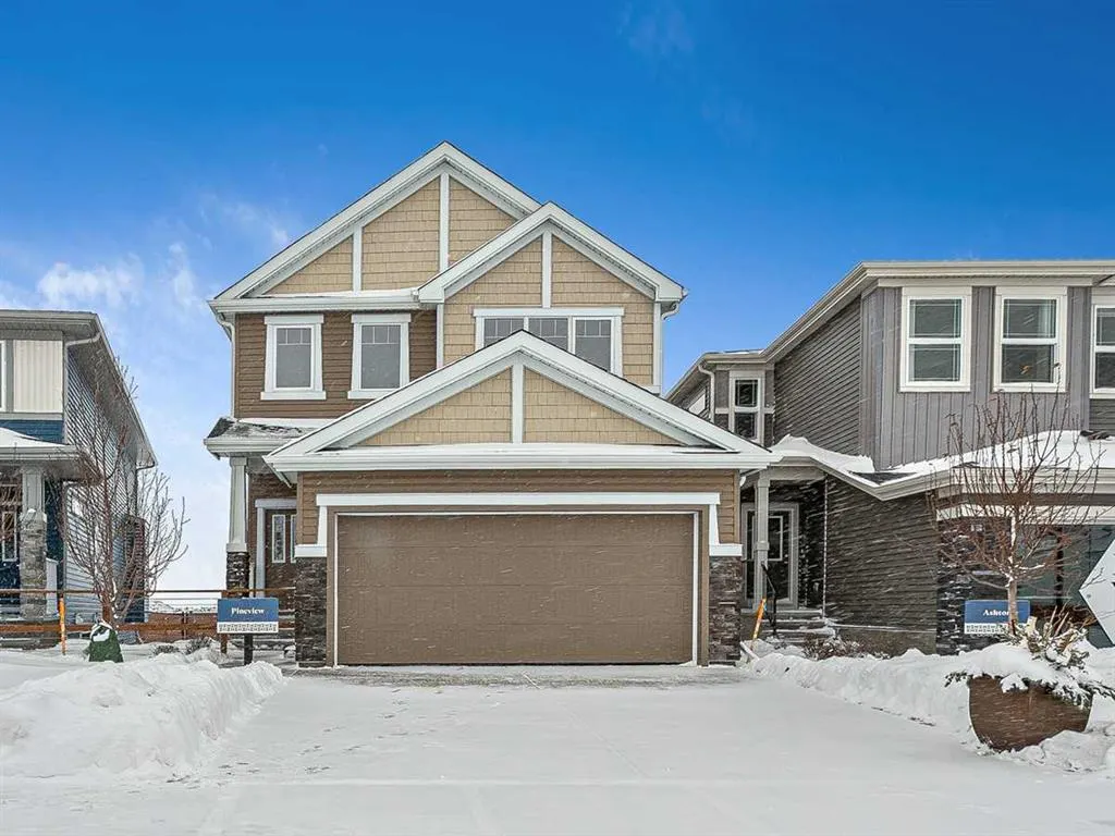 286 Hotchkiss Manor SE
