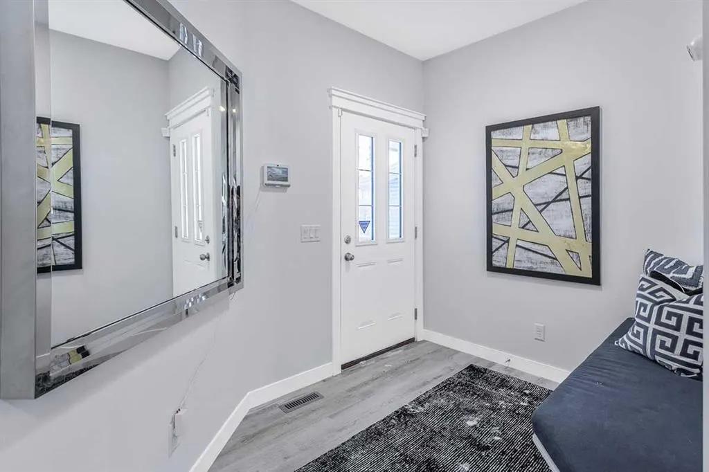 286 Hotchkiss Manor SE
