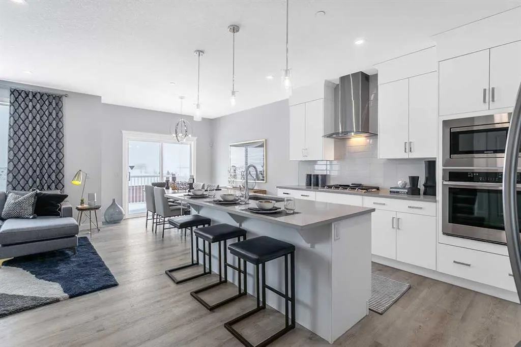 286 Hotchkiss Manor SE
