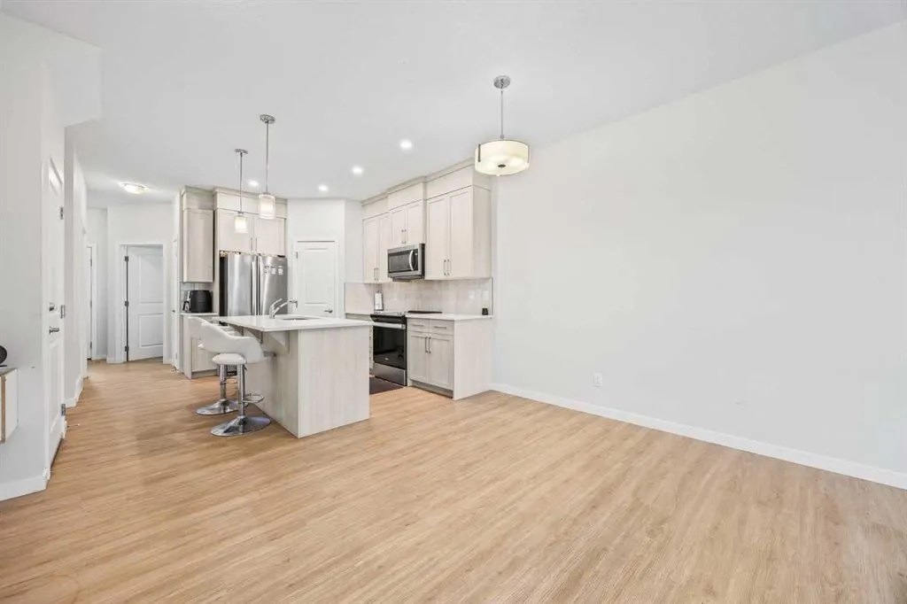 288 Cornerbrook Drive NE