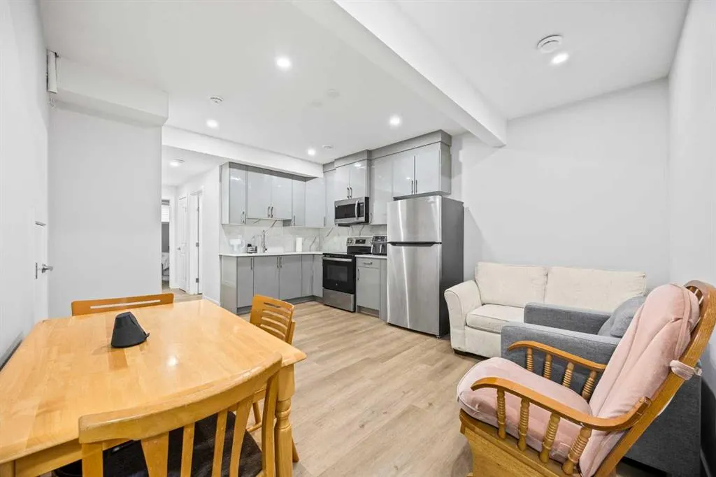 288 Cornerbrook Drive NE