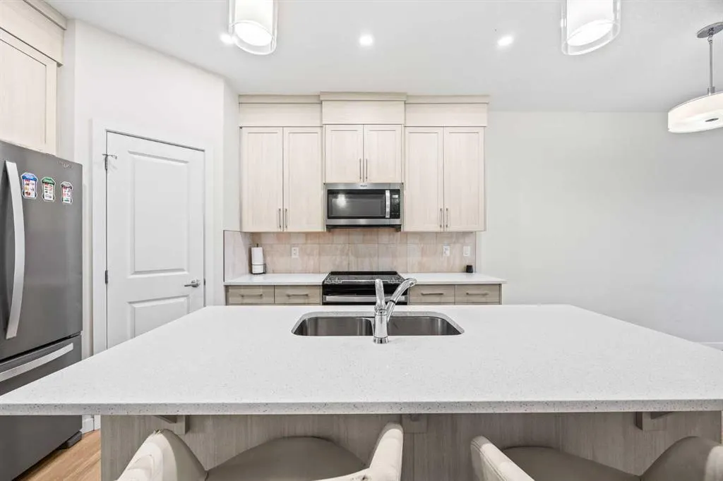288 Cornerbrook Drive NE