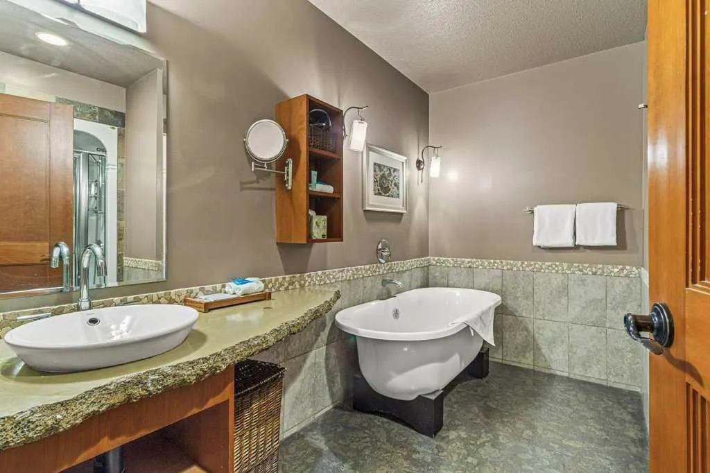 191 Kananaskis Way, #402 D,E,F