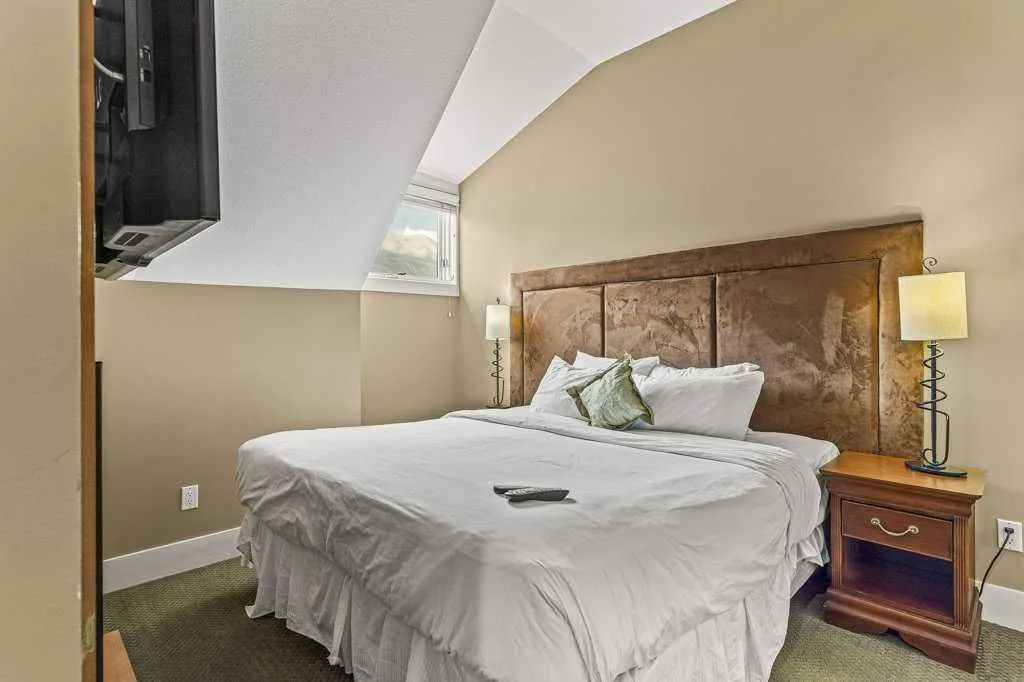191 Kananaskis Way, #402 D,E,F