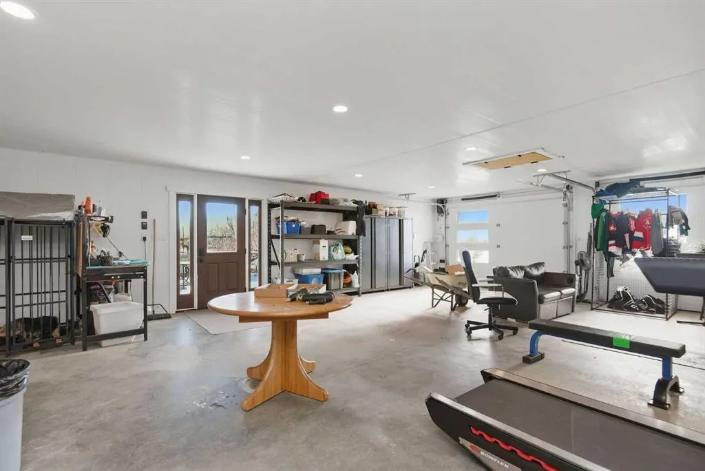 41243 Range Road 205
